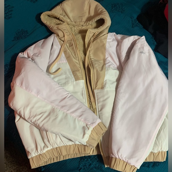 ALO Yoga Jackets & Coats Camelpinkivory Alo Duality Sherpa Jacket Poshmark